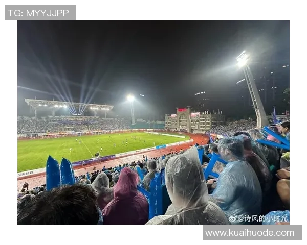 南京足球队技术变革引发热议球迷期待新战术带来胜利曙光