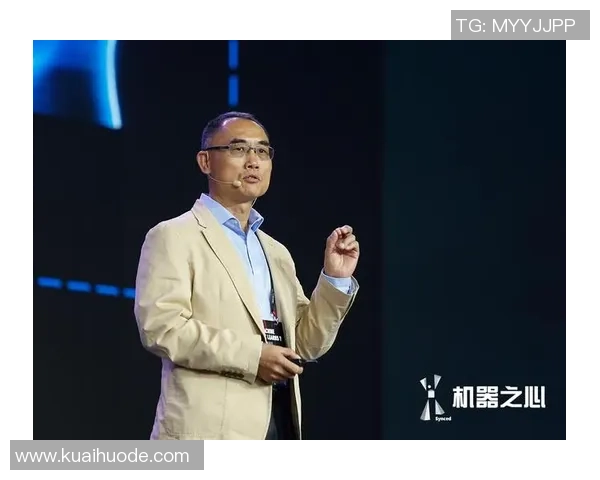 杨强谈极限运动的挑战与成长历程分享与启示 杨强谈极限运动的挑战与成长历程分享与启示